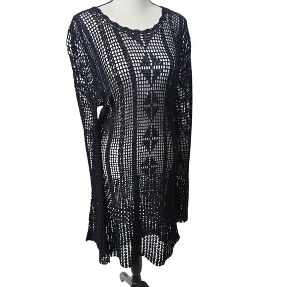 🖤 Chic Black Crochet Long Sleeve Swim Cover-Up Dress - Picture 2 of 7